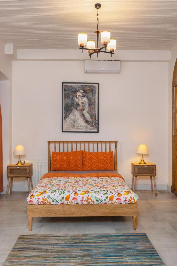9 Pera Apartment Истанбул Екстериор снимка