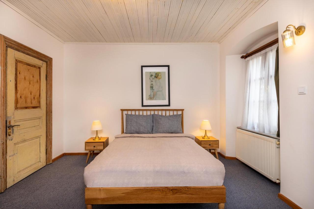 9 Pera Apartment Истанбул Екстериор снимка