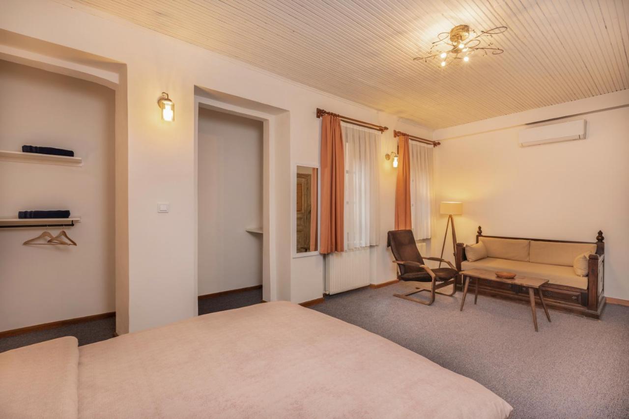 9 Pera Apartment Истанбул Екстериор снимка
