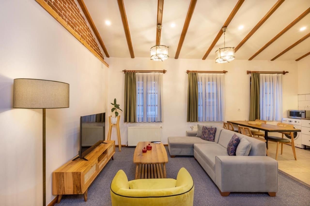 9 Pera Apartment Истанбул Екстериор снимка